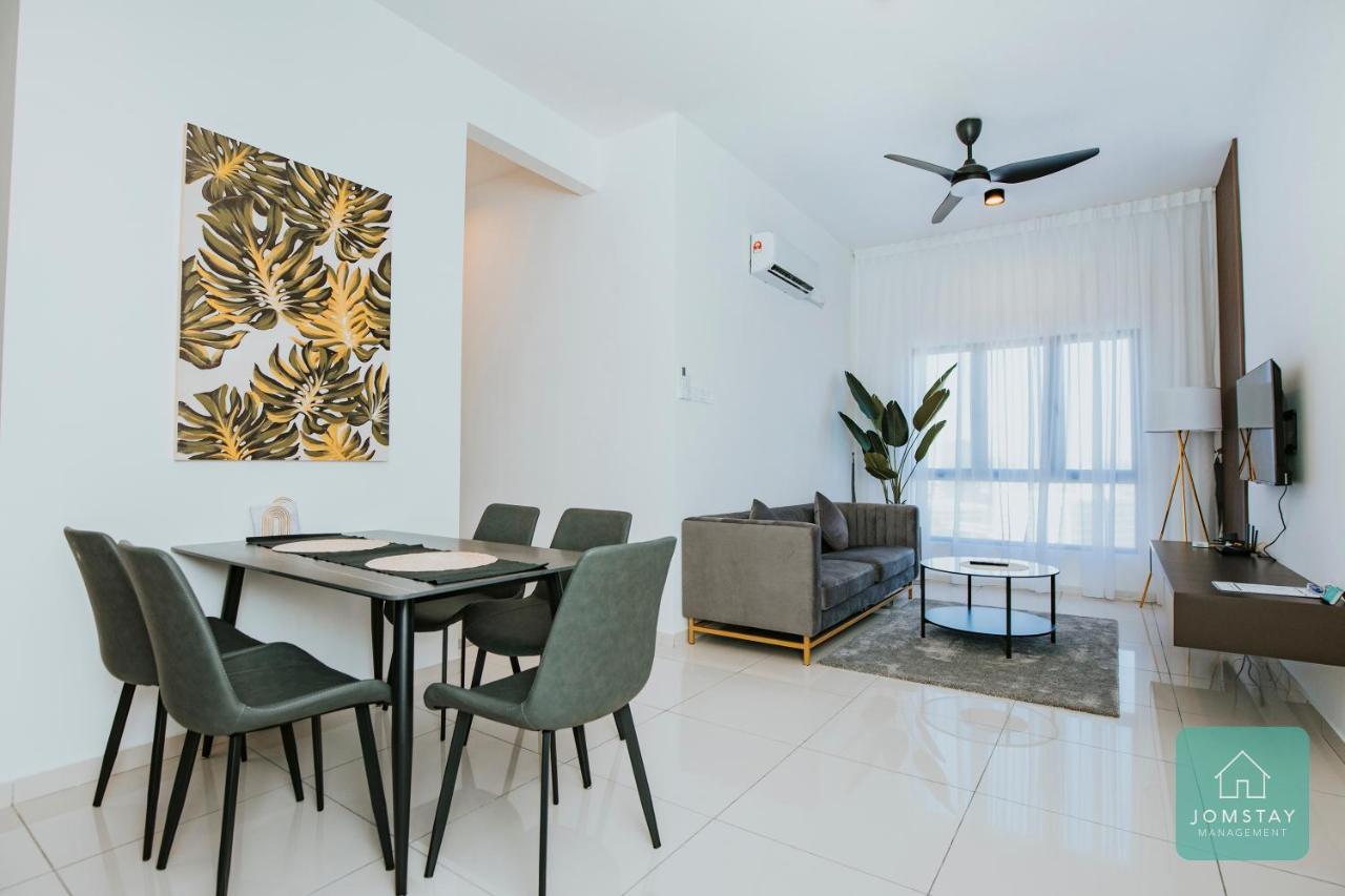 Jomstay - Horizon Suites Ipoh Town Skypool Bagian luar foto